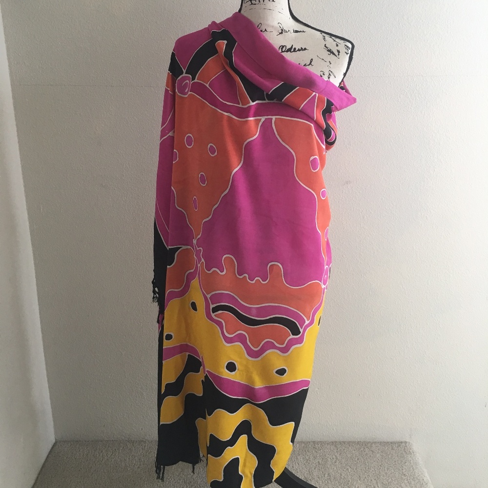 Colorful Pareo in Hot Pink, Yellow, Orange, Black